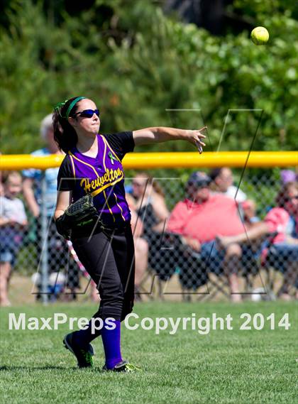 Thumbnail 1 in Fort Ann vs. Heuvelton Central (NYSPHSAA Class D Final) photogallery.