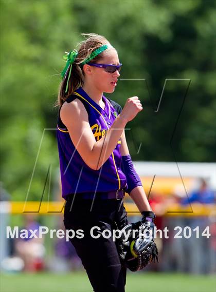 Thumbnail 2 in Fort Ann vs. Heuvelton Central (NYSPHSAA Class D Final) photogallery.