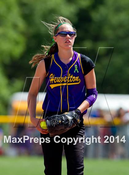 Thumbnail 1 in Fort Ann vs. Heuvelton Central (NYSPHSAA Class D Final) photogallery.