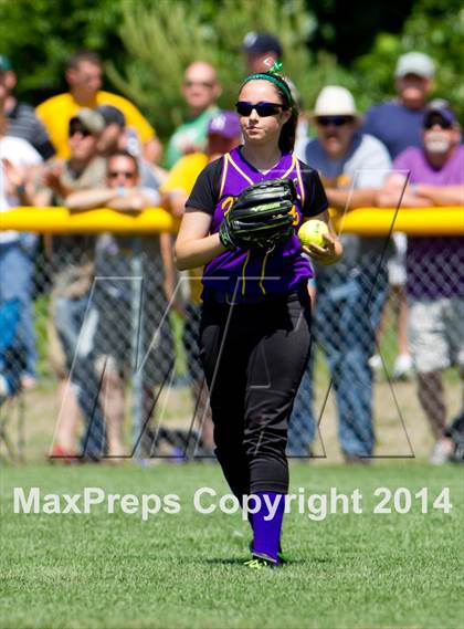 Thumbnail 2 in Fort Ann vs. Heuvelton Central (NYSPHSAA Class D Final) photogallery.