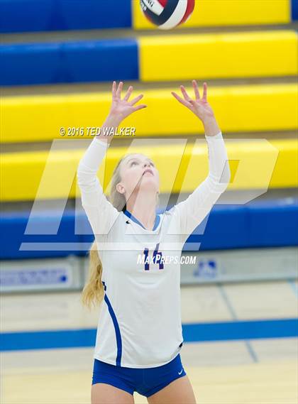 Thumbnail 1 in St. Ignatius vs. Notre Dame (CIF CCS Playoffs) photogallery.