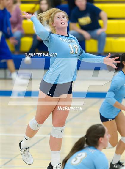 Thumbnail 2 in St. Ignatius vs. Notre Dame (CIF CCS Playoffs) photogallery.