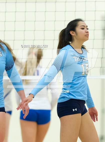 Thumbnail 2 in St. Ignatius vs. Notre Dame (CIF CCS Playoffs) photogallery.