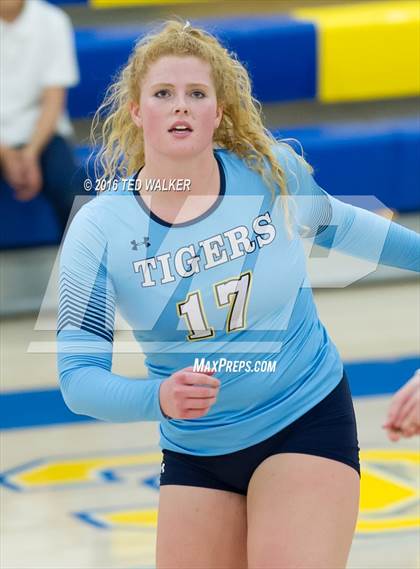Thumbnail 3 in St. Ignatius vs. Notre Dame (CIF CCS Playoffs) photogallery.