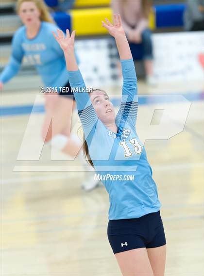 Thumbnail 2 in St. Ignatius vs. Notre Dame (CIF CCS Playoffs) photogallery.