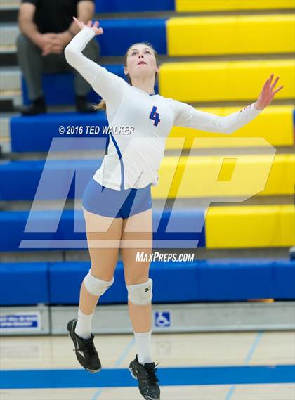 Thumbnail 3 in St. Ignatius vs. Notre Dame (CIF CCS Playoffs) photogallery.