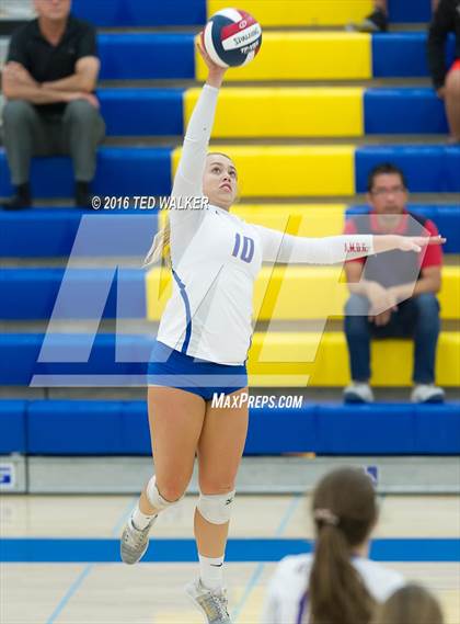 Thumbnail 1 in St. Ignatius vs. Notre Dame (CIF CCS Playoffs) photogallery.
