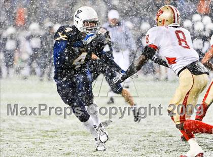 Thumbnail 2 in Xaverian vs. Everett (MIAA Division I East Final) photogallery.