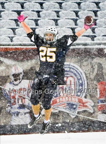 Thumbnail 3 in Xaverian vs. Everett (MIAA Division I East Final) photogallery.