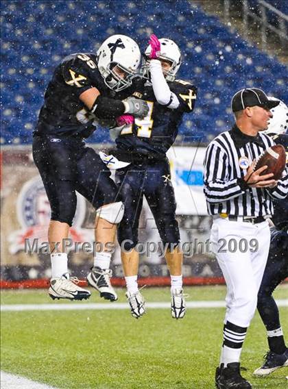 Thumbnail 3 in Xaverian vs. Everett (MIAA Division I East Final) photogallery.