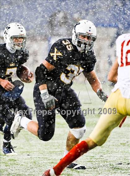 Thumbnail 1 in Xaverian vs. Everett (MIAA Division I East Final) photogallery.