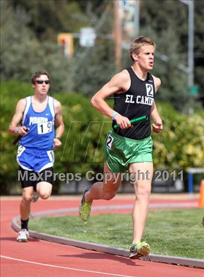 Thumbnail 2 in Woody Wilson Invitational (Boys Track Events) photogallery.