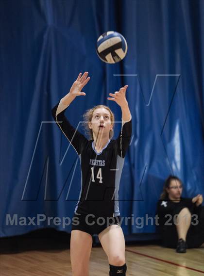 Thumbnail 1 in Desert Ridge vs. Veritas Prep (Nike Tournament of Champions) photogallery.