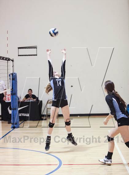 Thumbnail 1 in Desert Ridge vs. Veritas Prep (Nike Tournament of Champions) photogallery.