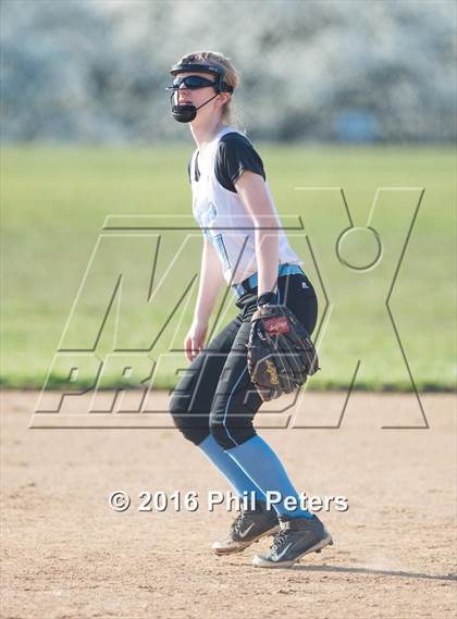 Thumbnail 3 in Gwynn Park vs. Eleanor Roosevelt photogallery.