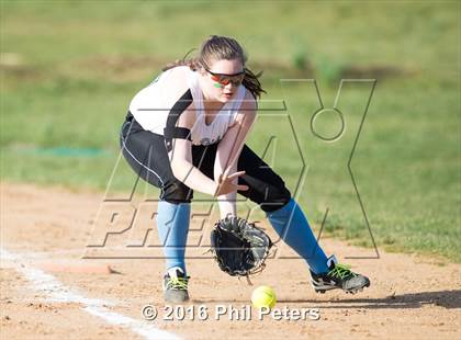 Thumbnail 1 in Gwynn Park vs. Eleanor Roosevelt photogallery.
