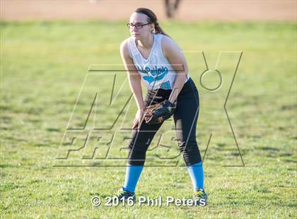 Thumbnail 1 in Gwynn Park vs. Eleanor Roosevelt photogallery.