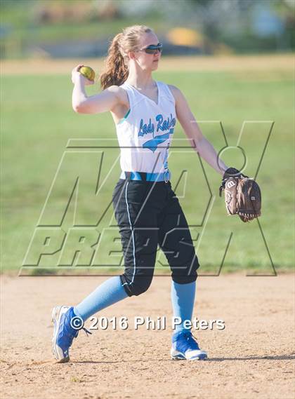Thumbnail 1 in Gwynn Park vs. Eleanor Roosevelt photogallery.