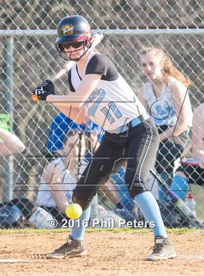 Thumbnail 3 in Gwynn Park vs. Eleanor Roosevelt photogallery.