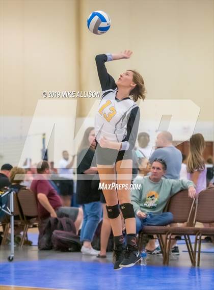Thumbnail 3 in Paintsville vs. Hixson (Rocky Top Classic) photogallery.