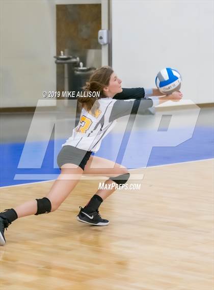 Thumbnail 2 in Paintsville vs. Hixson (Rocky Top Classic) photogallery.