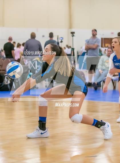 Thumbnail 3 in Paintsville vs. Hixson (Rocky Top Classic) photogallery.