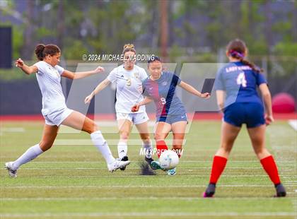 Thumbnail 1 in Hardin-Jefferson vs. Vidor (UIL Soccer 4A Regions 3 & 4 Regional Quarters) photogallery.