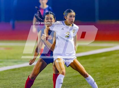 Thumbnail 3 in Hardin-Jefferson vs. Vidor (UIL Soccer 4A Regions 3 & 4 Regional Quarters) photogallery.