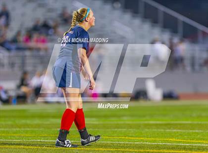 Thumbnail 3 in Hardin-Jefferson vs. Vidor (UIL Soccer 4A Regions 3 & 4 Regional Quarters) photogallery.
