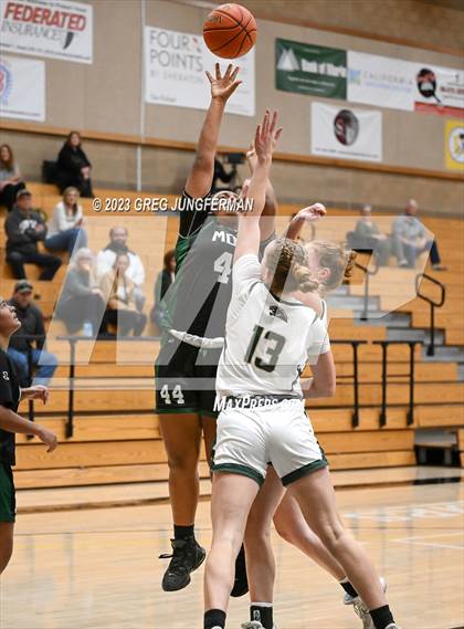 Thumbnail 3 in Mt. Diablo @ Maria Carrillo (San Domenico Tournament) photogallery.