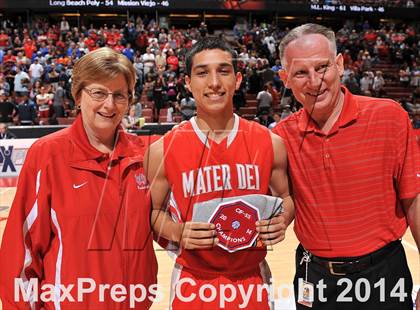 Thumbnail 2 in Mater Dei vs. Chino Hills (CIF SS Open Division Final) photogallery.