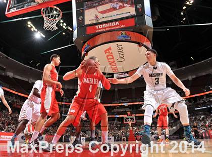 Thumbnail 2 in Mater Dei vs. Chino Hills (CIF SS Open Division Final) photogallery.