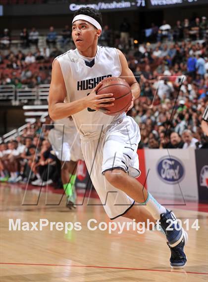 Thumbnail 3 in Mater Dei vs. Chino Hills (CIF SS Open Division Final) photogallery.