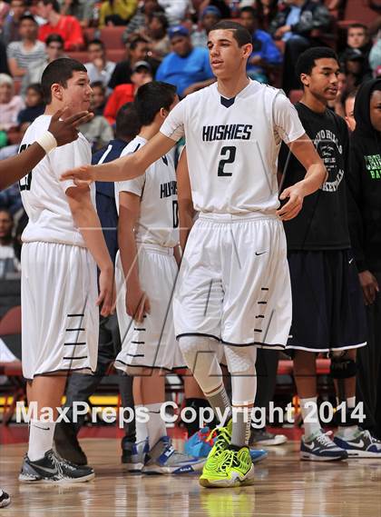 Thumbnail 3 in Mater Dei vs. Chino Hills (CIF SS Open Division Final) photogallery.