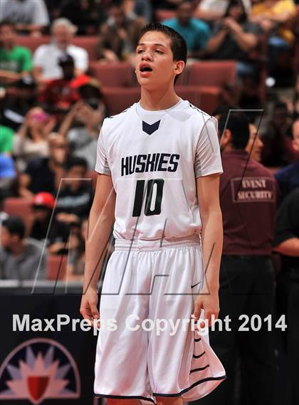 Thumbnail 3 in Mater Dei vs. Chino Hills (CIF SS Open Division Final) photogallery.