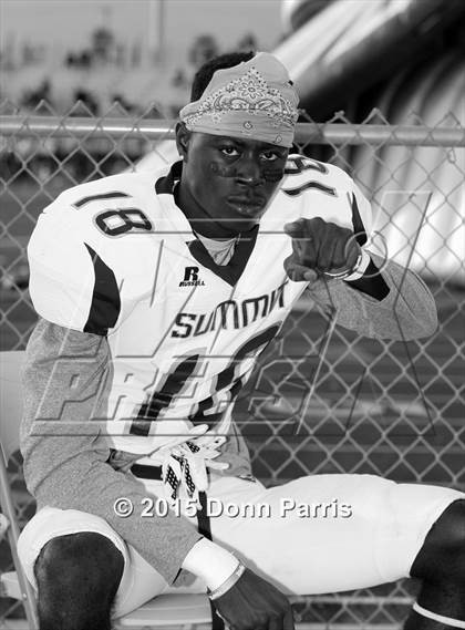 Thumbnail 2 in Etiwanda vs. Summit photogallery.