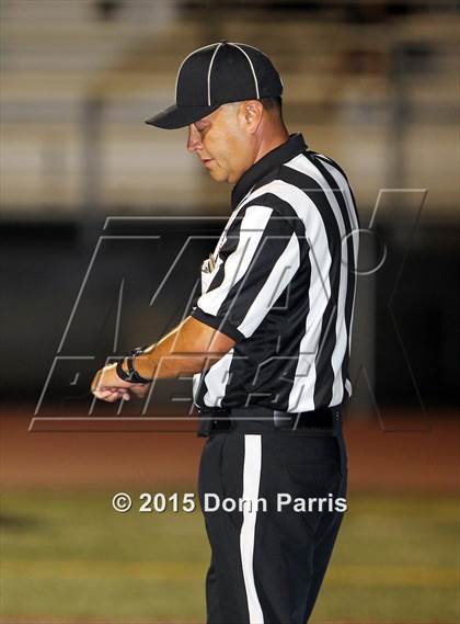 Thumbnail 3 in Etiwanda vs. Summit photogallery.