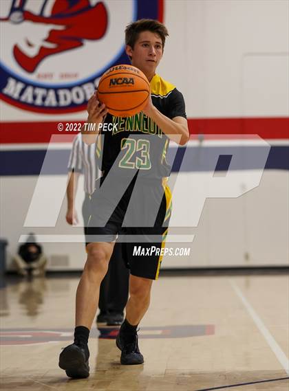 Thumbnail 2 in Kennedy @ Bolsa Grande photogallery.