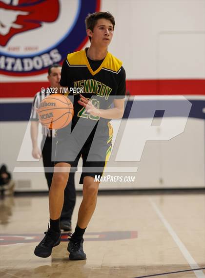 Thumbnail 3 in Kennedy @ Bolsa Grande photogallery.