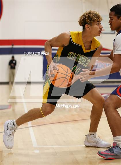 Thumbnail 3 in Kennedy @ Bolsa Grande photogallery.