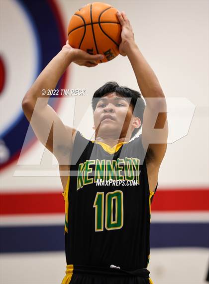 Thumbnail 2 in Kennedy @ Bolsa Grande photogallery.