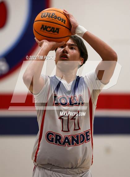 Thumbnail 3 in Kennedy @ Bolsa Grande photogallery.