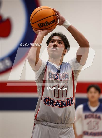 Thumbnail 3 in Kennedy @ Bolsa Grande photogallery.