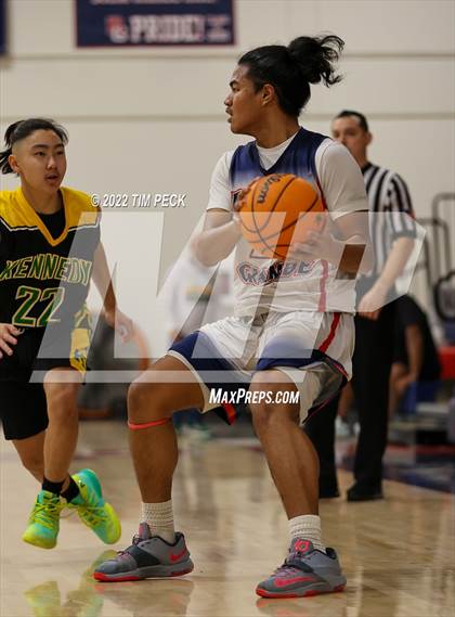 Thumbnail 2 in Kennedy @ Bolsa Grande photogallery.