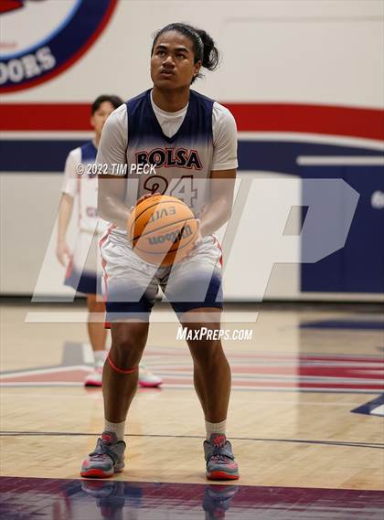 Thumbnail 2 in Kennedy @ Bolsa Grande photogallery.