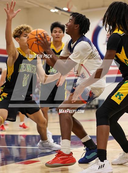 Thumbnail 3 in Kennedy @ Bolsa Grande photogallery.