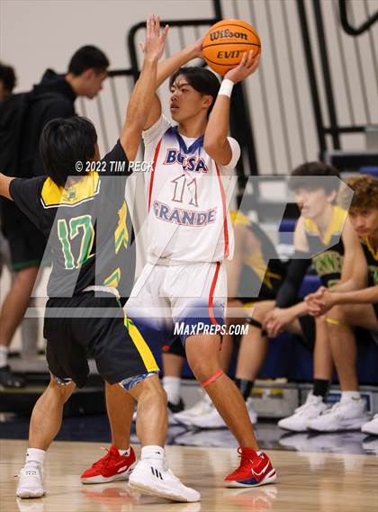 Thumbnail 3 in Kennedy @ Bolsa Grande photogallery.