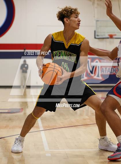 Thumbnail 3 in Kennedy @ Bolsa Grande photogallery.