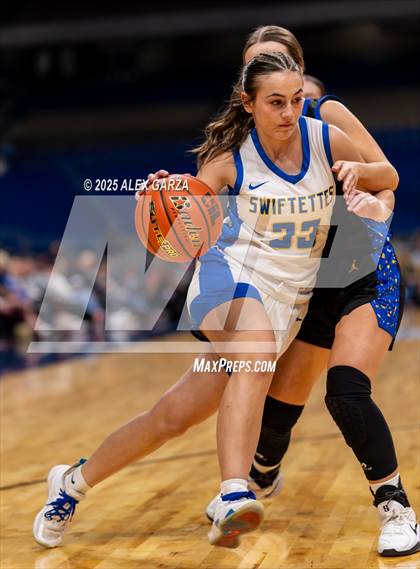 Thumbnail 1 in Nazareth vs. Saltillo (UIL 1A Basketball Division II Final) photogallery.