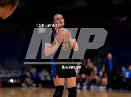 Thumbnail 2 in Nazareth vs. Saltillo (UIL 1A Basketball Division II Final) photogallery.